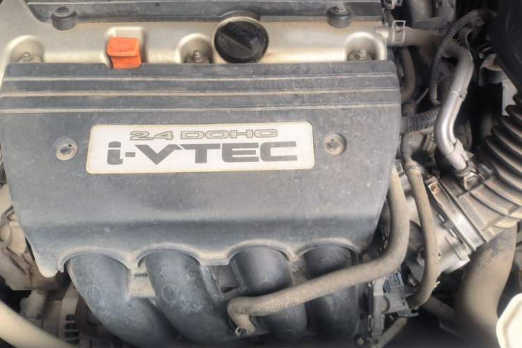 Used Honda CR-V 2012 2.4L four-wheel drive luxury version Engine Bay