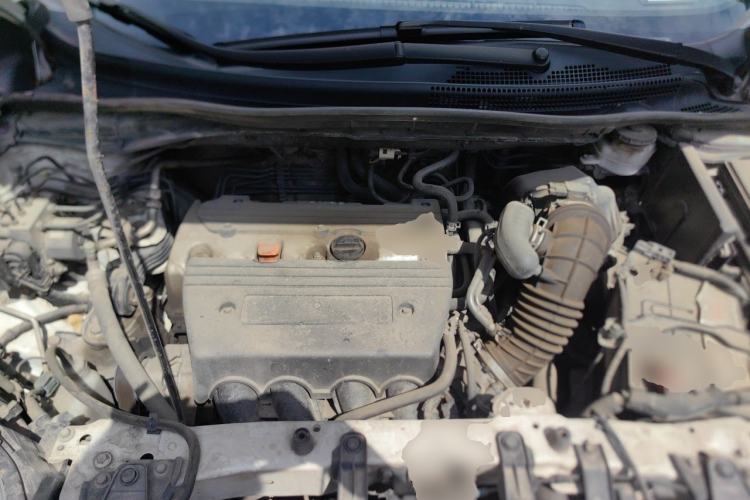 Used Honda CR-V 2012 2.4L four-wheel drive luxury version Engine Bay