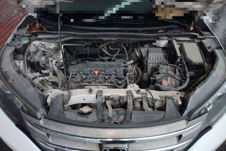 Used Honda CR-V 2012 2.0L two-wheel drive urban version Engine Bay
