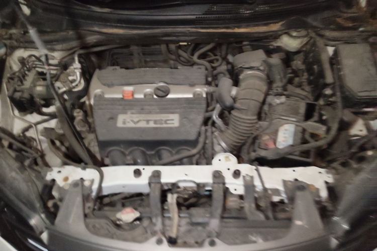 Used Honda CR-V 2012 2.4L four-wheel drive luxury version Engine Bay