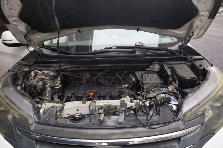Used Honda CR-V 2012 2.0L two-wheel drive urban version Engine Bay