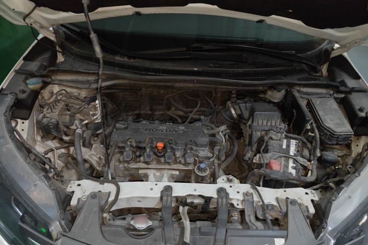 Used Honda CR-V 2012 2.0L two-wheel drive urban version Engine Bay