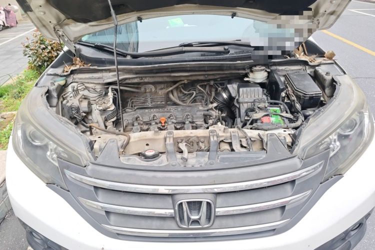 Used Honda CR-V 2012 2.0L two-wheel drive urban version Engine Bay