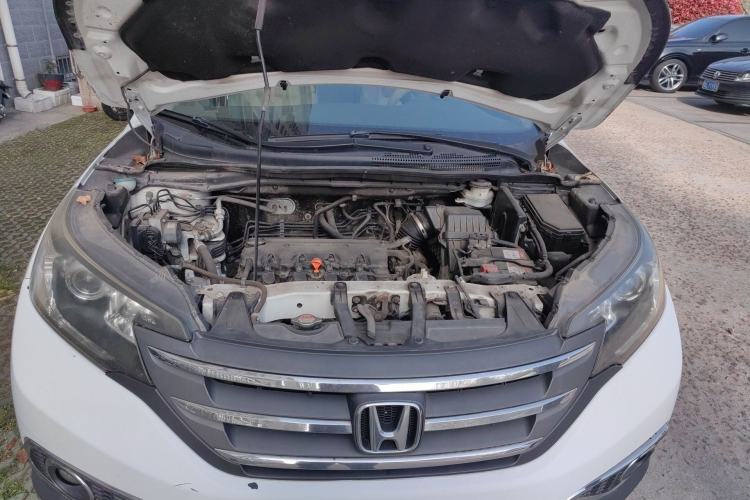 Used Honda CR-V 2012 2.0L two-wheel drive urban version Engine Bay