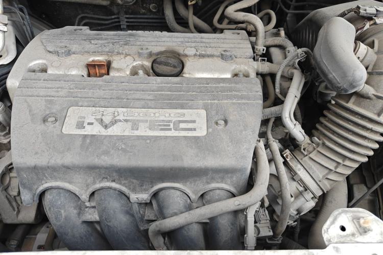 Used Honda CR-V 2012 2.4L four-wheel drive luxury version Engine Bay