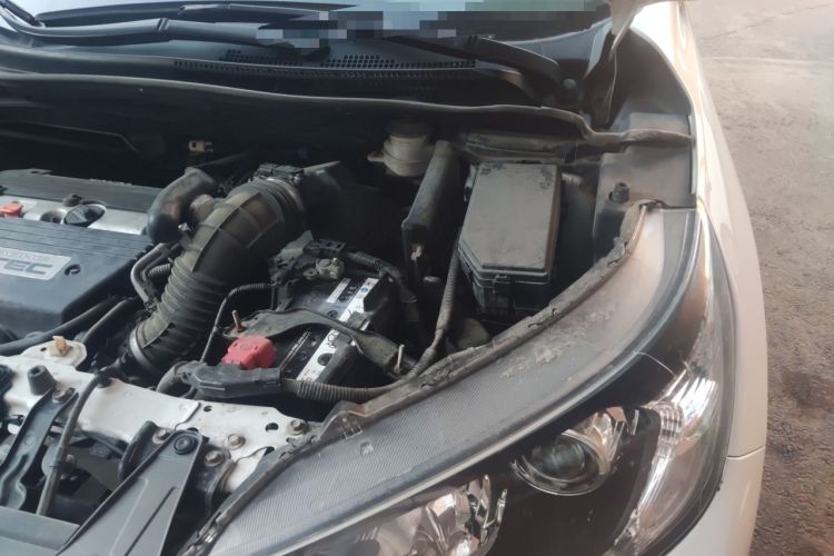 Used Honda CR-V 2012 2.4L four-wheel drive luxury version Engine Bay Left