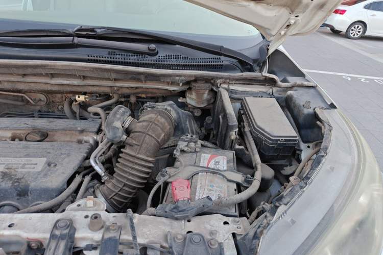 Used Honda CR-V 2012 2.4L four-wheel drive luxury version Engine Bay Left