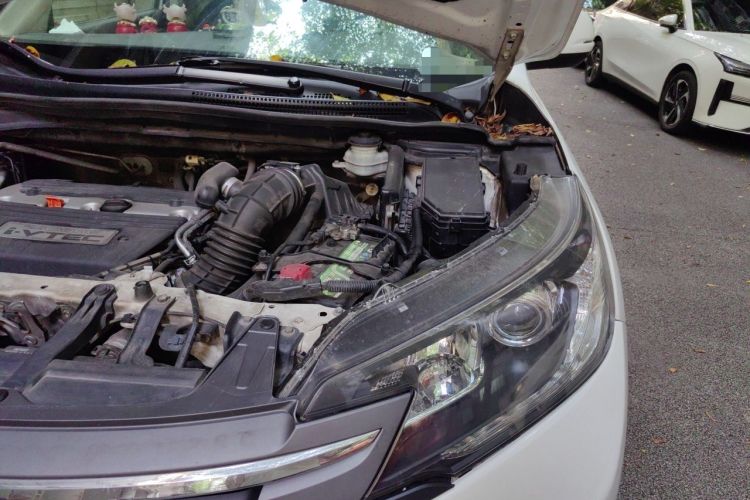 Used Honda CR-V 2012 2.4L four-wheel drive luxury version Engine Bay Left
