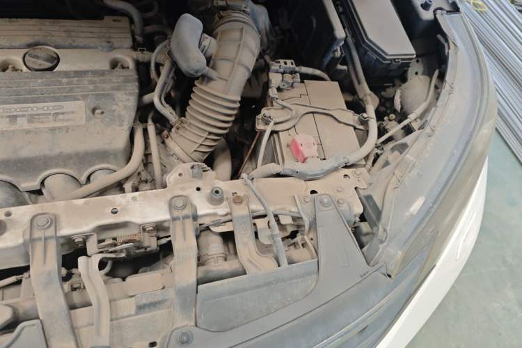 Used Honda CR-V 2012 2.4L Four-wheel Drive Prestige Edition Engine Bay Left