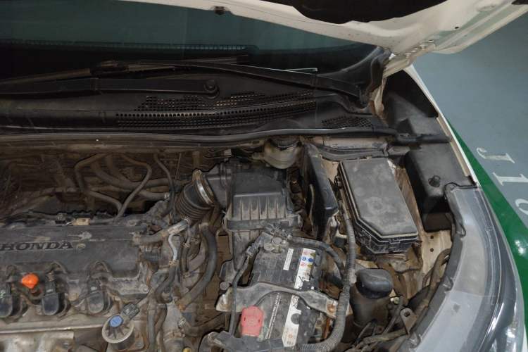 Used Honda CR-V 2012 2.0L two-wheel drive urban version Engine Bay Left