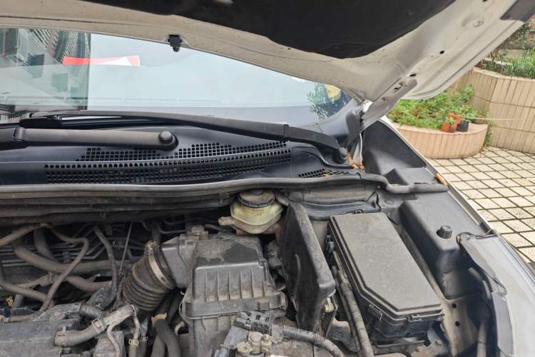 Used Honda CR-V 2012 2.0L two-wheel drive urban version Engine Bay Left