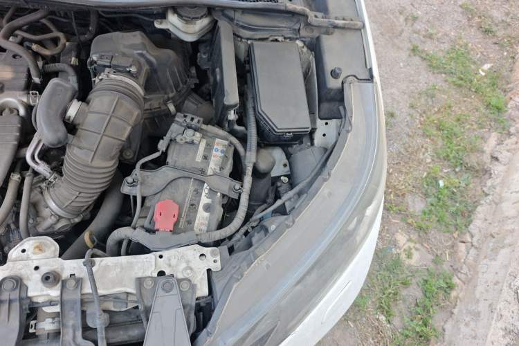 Used Honda CR-V 2012 2.4L Four-Wheel Drive Prestige Navigation Edition Engine Bay Left