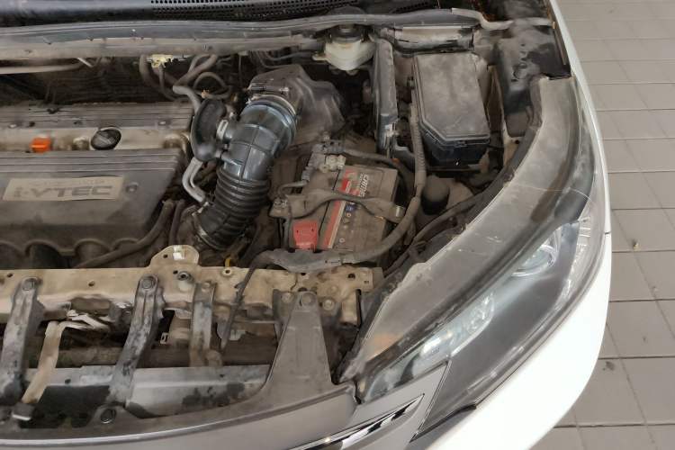 Used Honda CR-V 2012 2.4L four-wheel drive luxury version Engine Bay Left