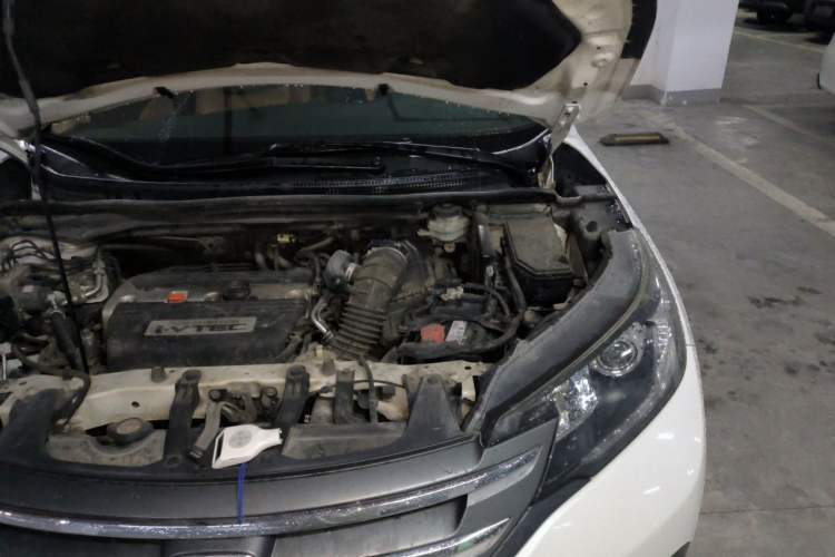 Used Honda CR-V 2012 2.4L four-wheel drive luxury version Engine Bay Left