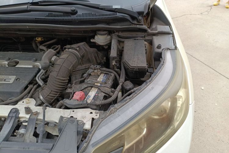 Used Honda CR-V 2012 2.4L four-wheel drive luxury version Engine Bay Left