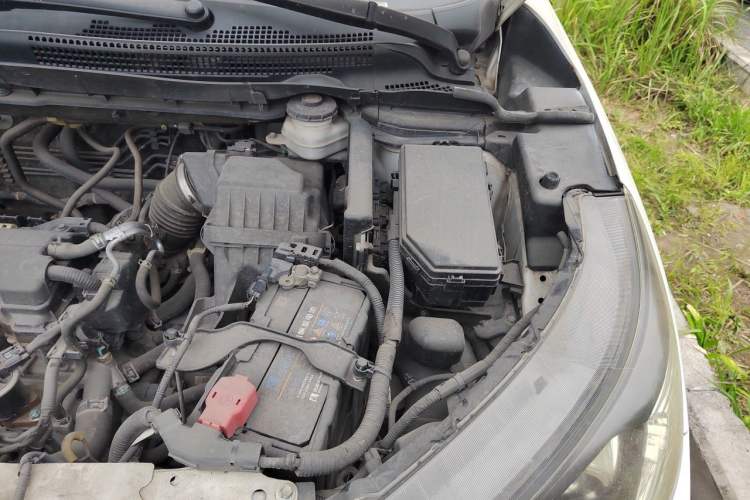 Used Honda CR-V 2012 2.0L two-wheel drive urban version Engine Bay Left