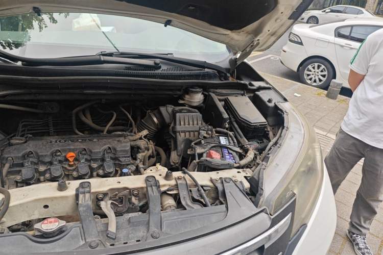 Used Honda CR-V 2012 2.0L two-wheel drive urban version Engine Bay Left