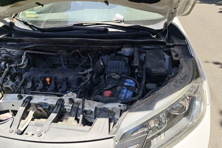 Used Honda CR-V 2012 2.0L two-wheel drive urban version Engine Bay Left