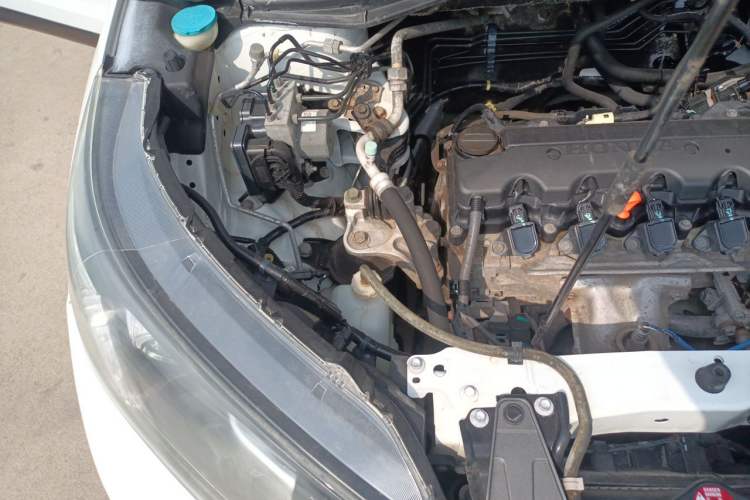 Used Honda CR-V 2012 2.0L Four-wheel Drive Classic Edition Engine Bay Right