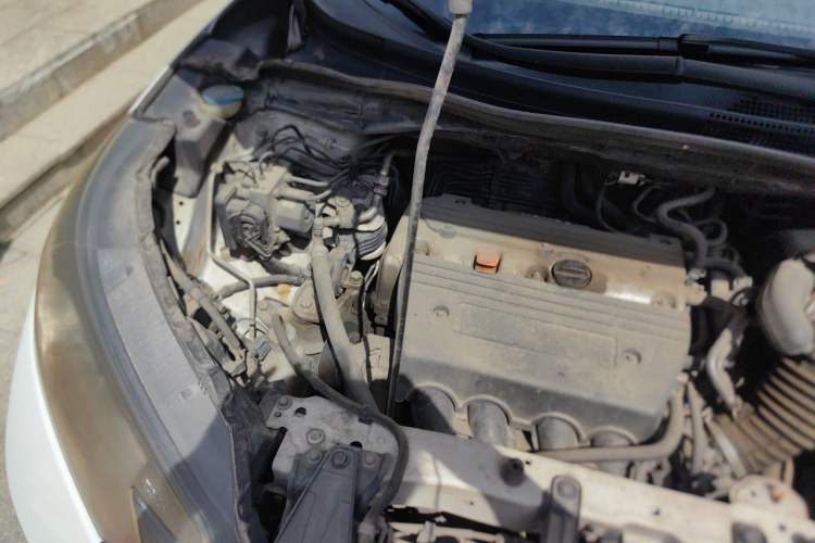Used Honda CR-V 2012 2.4L four-wheel drive luxury version Engine Bay Right