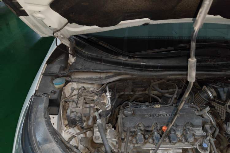 Used Honda CR-V 2012 2.0L two-wheel drive urban version Engine Bay Right