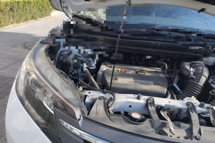 Used Honda CR-V 2012 2.4L four-wheel drive luxury version Engine Bay Right