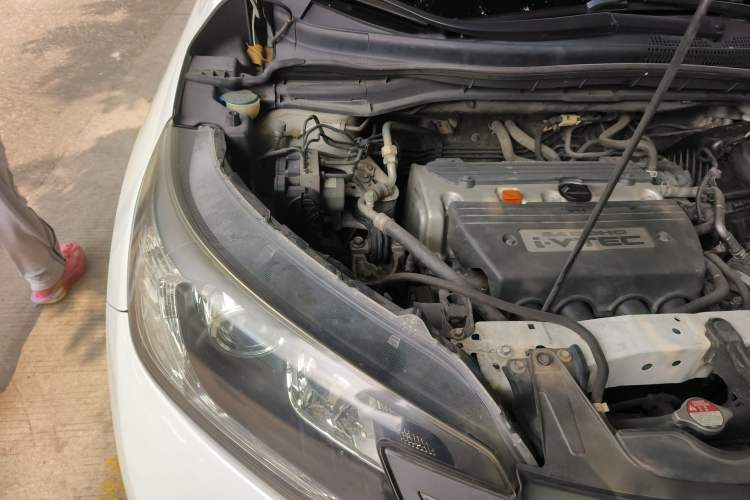 Used Honda CR-V 2012 2.4L four-wheel drive luxury version Engine Bay Right