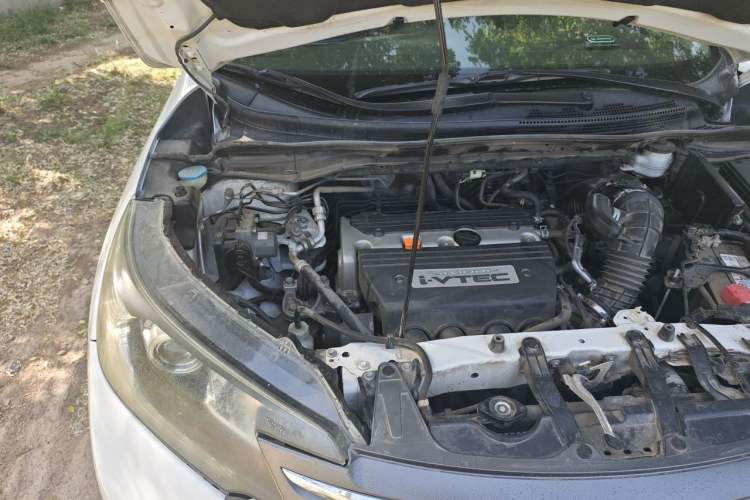 Used Honda CR-V 2012 2.4L four-wheel drive luxury version Engine Bay Right