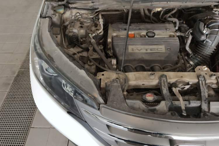 Used Honda CR-V 2012 2.4L four-wheel drive luxury version Engine Bay Right