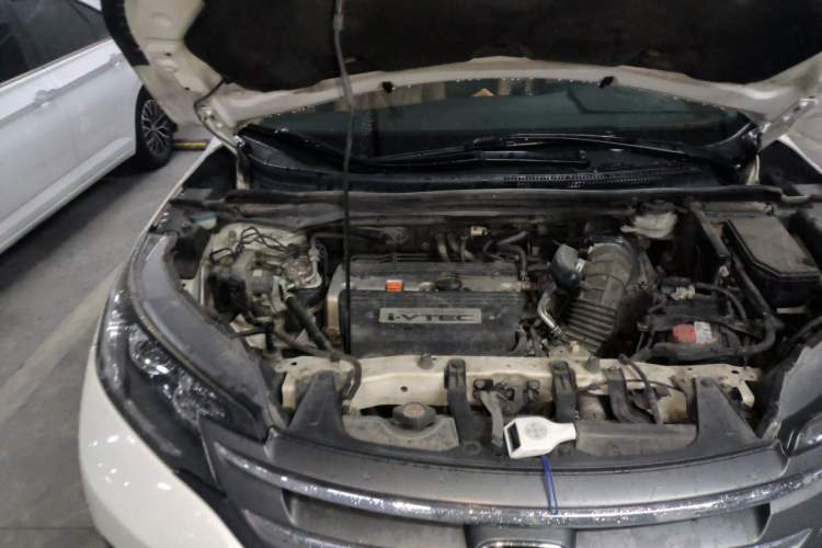 Used Honda CR-V 2012 2.4L four-wheel drive luxury version Engine Bay Right