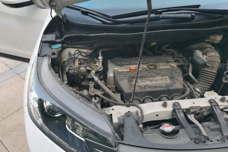 Used Honda CR-V 2012 2.4L four-wheel drive luxury version Engine Bay Right