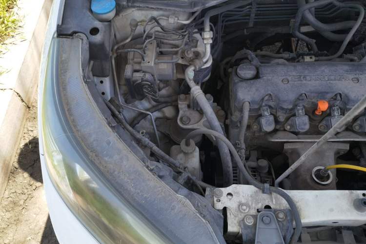 Used Honda CR-V 2012 2.0L Four-wheel Drive Classic Edition Engine Bay Right