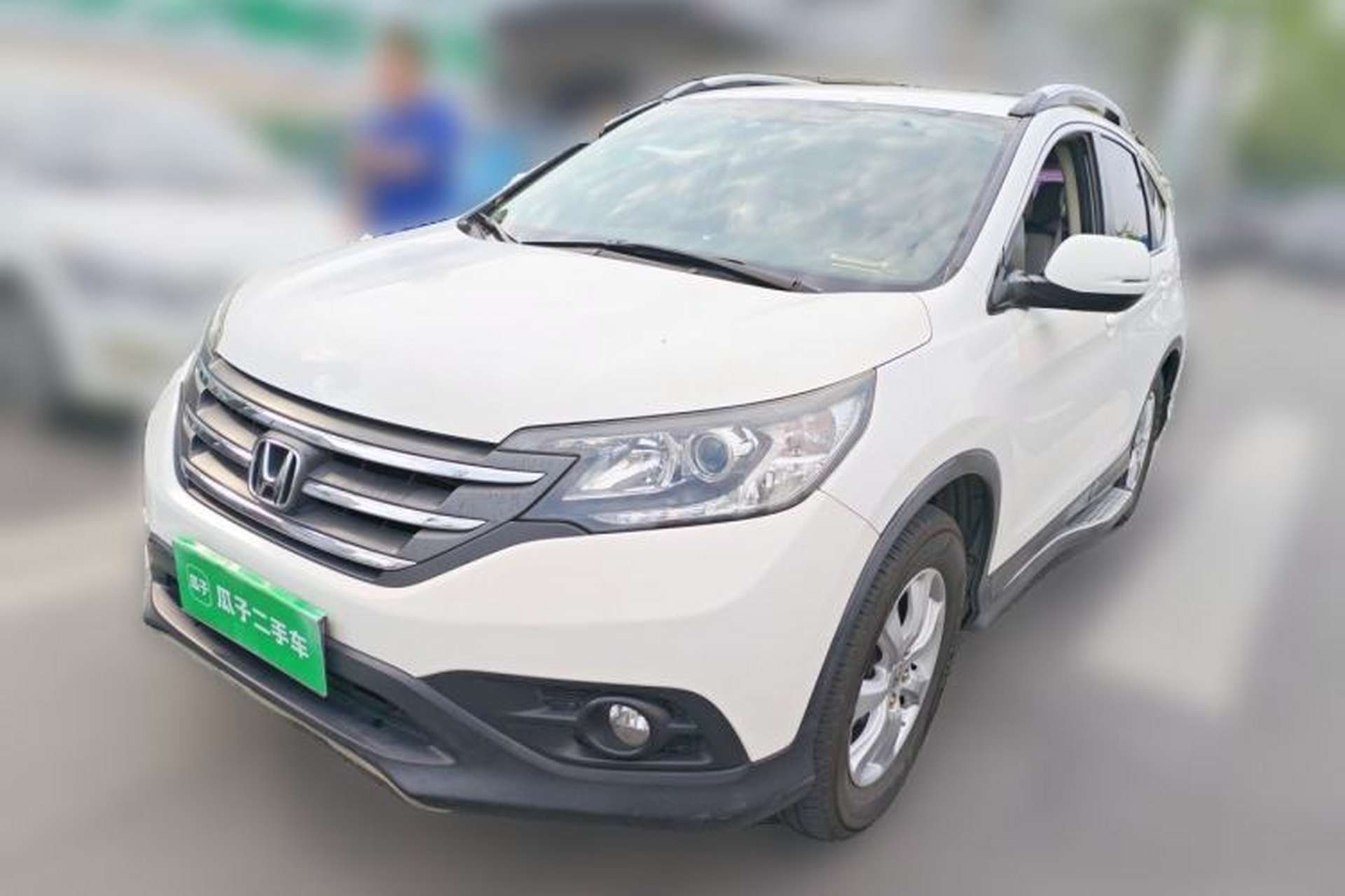 Used Honda CR-V 2012 2.0L two-wheel drive urban version Front Left 45 Deg