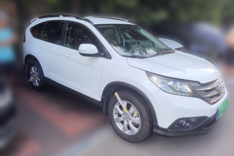 Used Honda CR-V 2012 2.0L two-wheel drive urban version Front Right 45 Deg