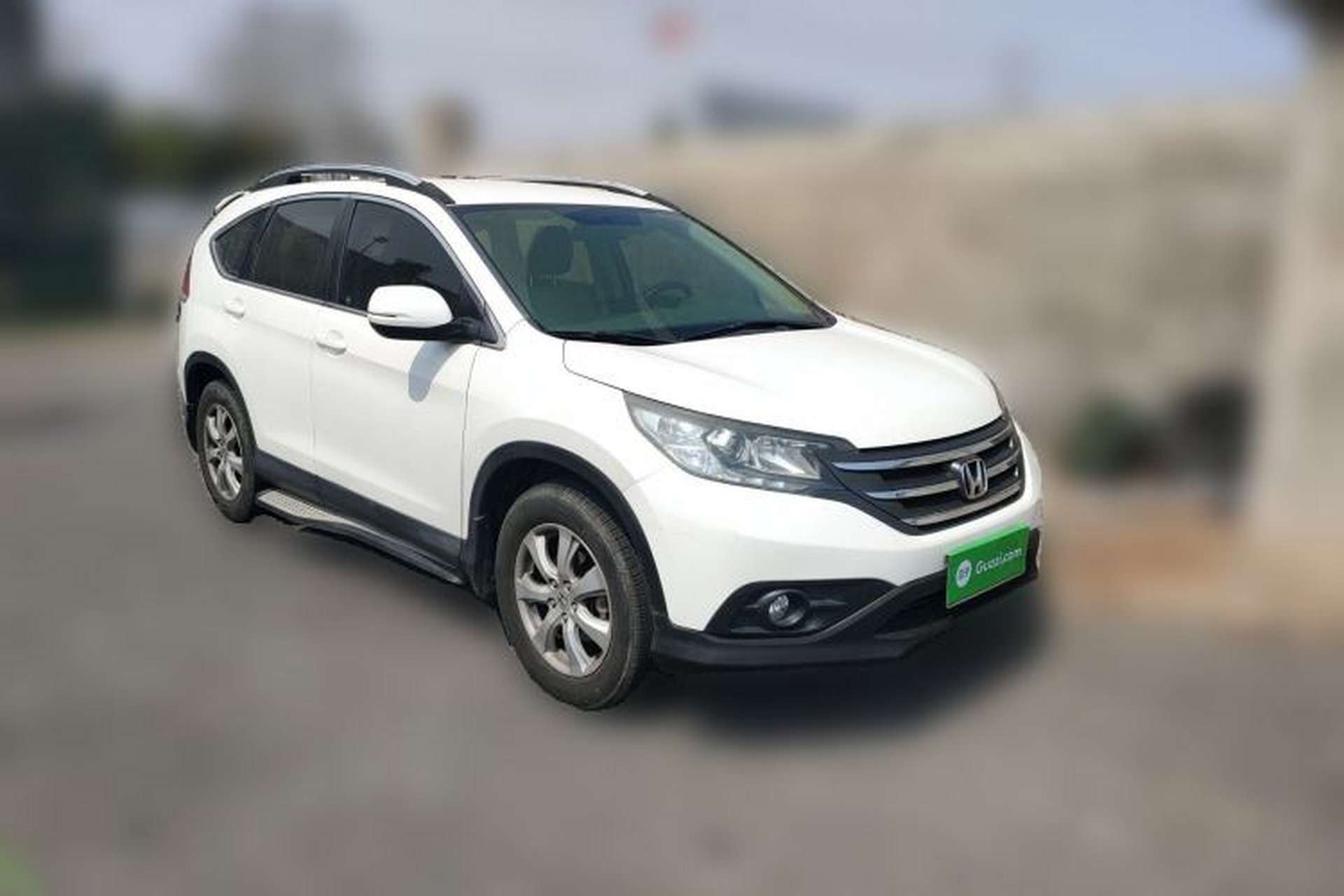 Used Honda CR-V 2012 2.0L two-wheel drive urban version Front Right 45 Deg