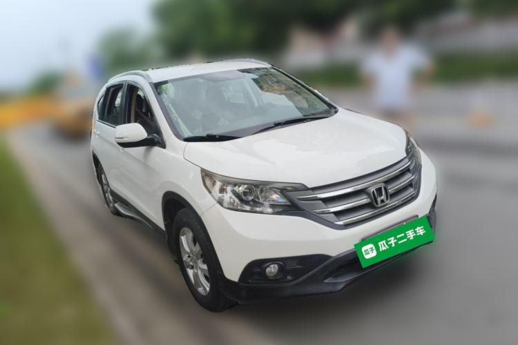 Used Honda CR-V 2012 2.0L two-wheel drive urban version Front Right 45 Deg