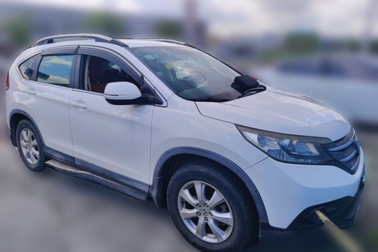 Used Honda CR-V 2012 2.0L two-wheel drive urban version Front Right 45 Deg