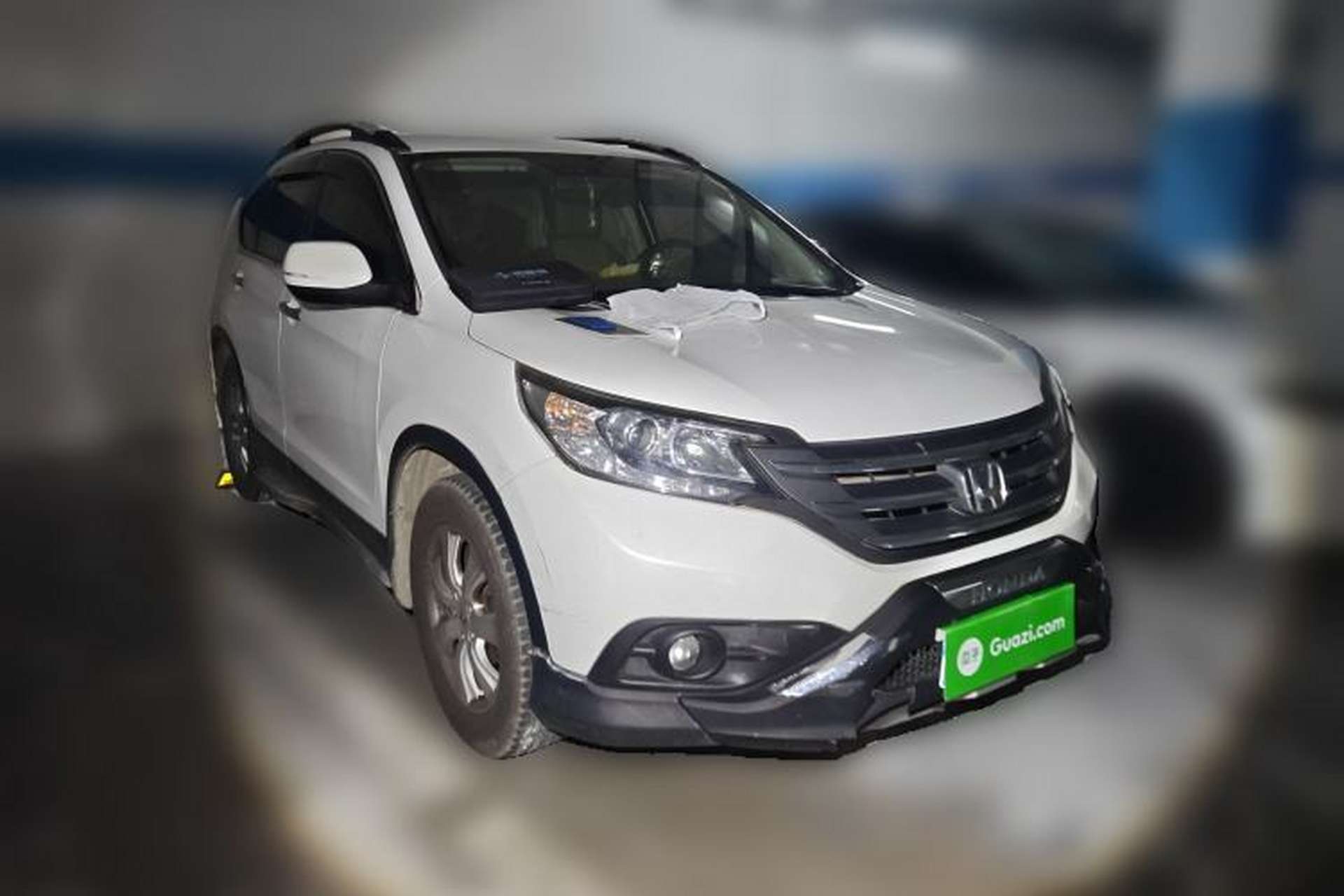Used Honda CR-V 2012 2.0L two-wheel drive urban version Front Right 45 Deg