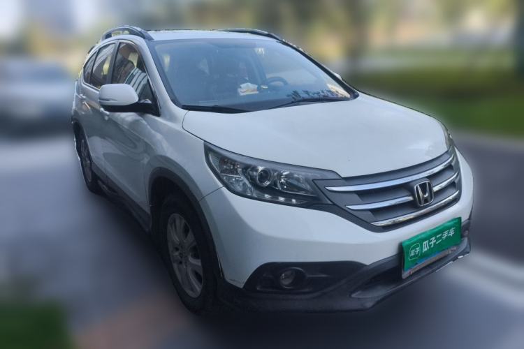 Used Honda CR-V 2012 2.0L two-wheel drive urban version Front Right 45 Deg