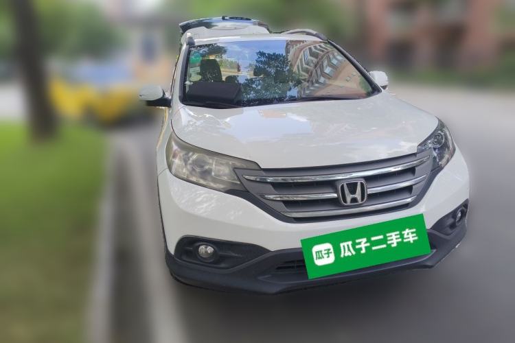 Used Honda CR-V 2012 2.0L two-wheel drive urban version Front Right 45 Deg