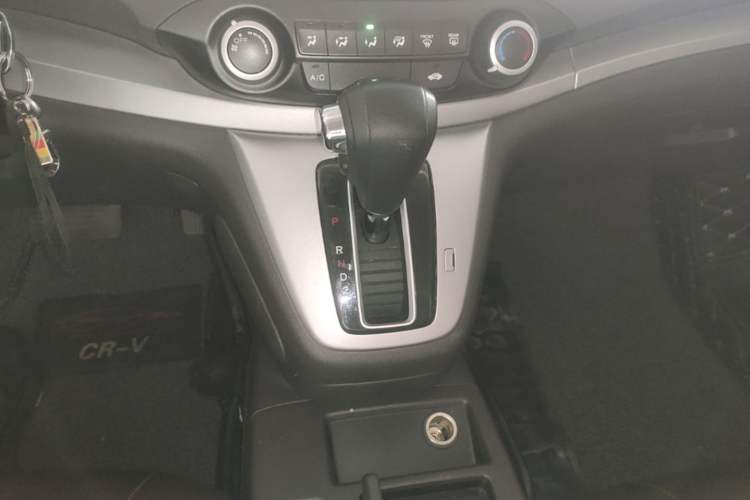 Used Honda CR-V 2012 2.0L two-wheel drive urban version Gear Lever