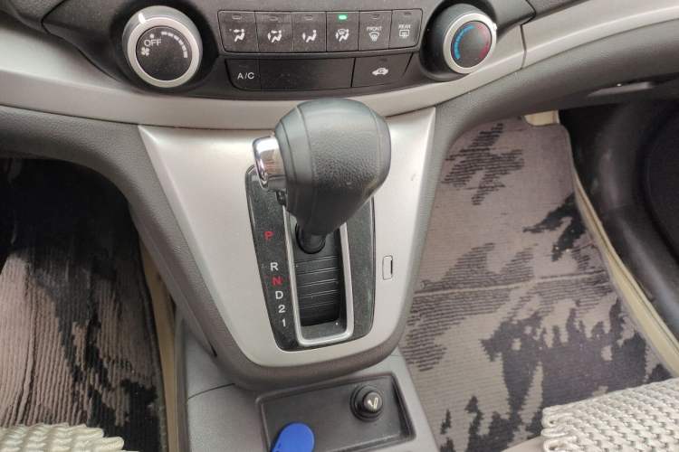 Used Honda CR-V 2012 2.0L two-wheel drive urban version Gear Lever