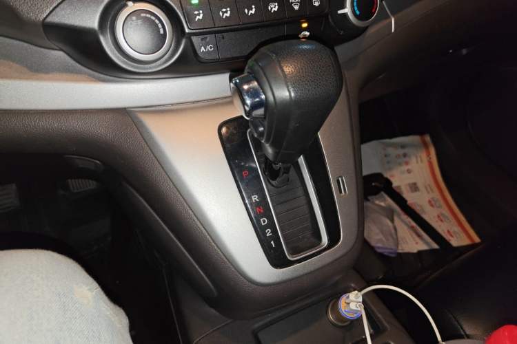 Used Honda CR-V 2012 2.0L two-wheel drive urban version Gear Lever