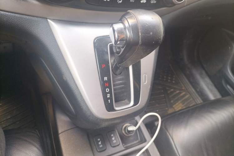 Used Honda CR-V 2012 2.4L four-wheel drive luxury version Gear Lever