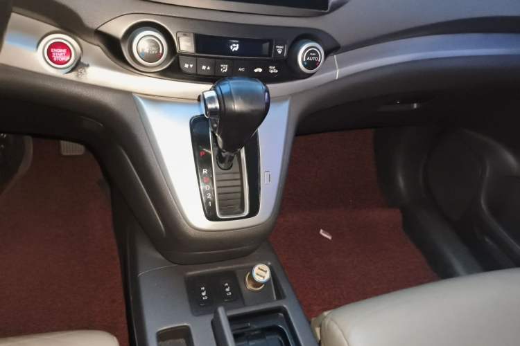 Used Honda CR-V 2012 2.4L four-wheel drive luxury version Gear Lever