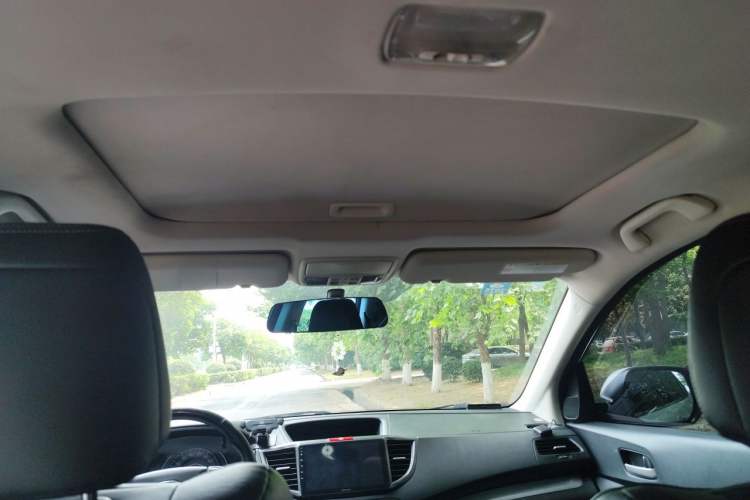 Used Honda CR-V 2012 2.4L four-wheel drive luxury version Headliner