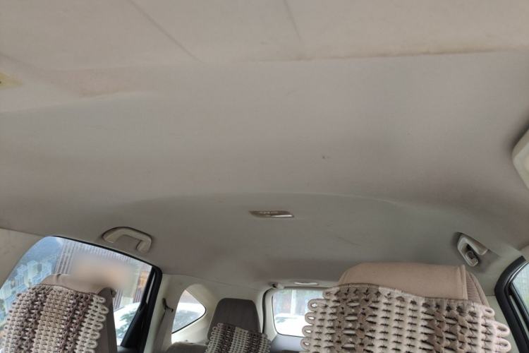 Used Honda CR-V 2012 2.0L two-wheel drive urban version Headliner