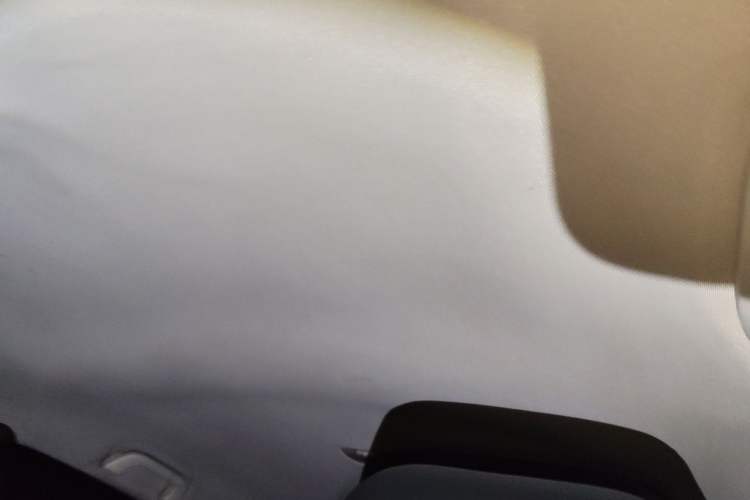 Used Honda CR-V 2012 2.0L two-wheel drive urban version Headliner