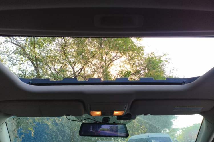 Used Honda CR-V 2012 2.4L Four-wheel Drive Prestige Edition Headliner