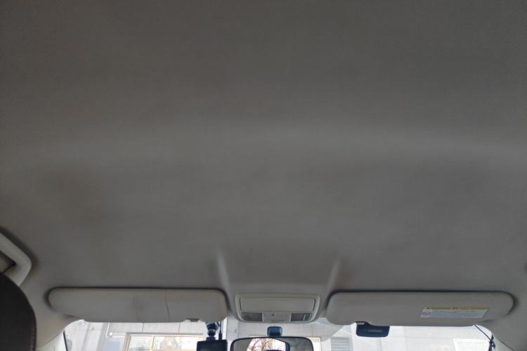 Used Honda CR-V 2012 2.0L two-wheel drive urban version Headliner